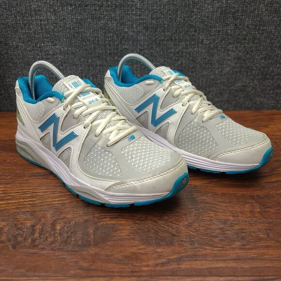 New Balance 1540v2 Running Shoes Womens 8 White Blue Mesh Athletic - Picture 2 of 13